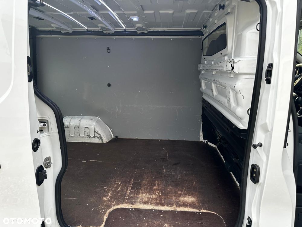 Renault Trafic - 8
