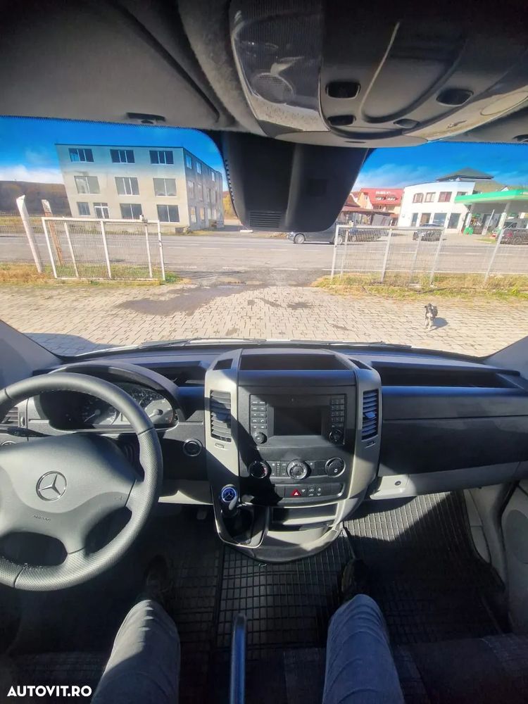 Mercedes-Benz Sprinter 314 CDI MAXI XXL An 2017 Cutie Automată Climă Navigație Mare Scaun pernă aer Pilot automat Cameră video pe marșalier Cârlig de remorcare - 8