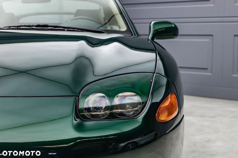 Mitsubishi 3000GT - 8