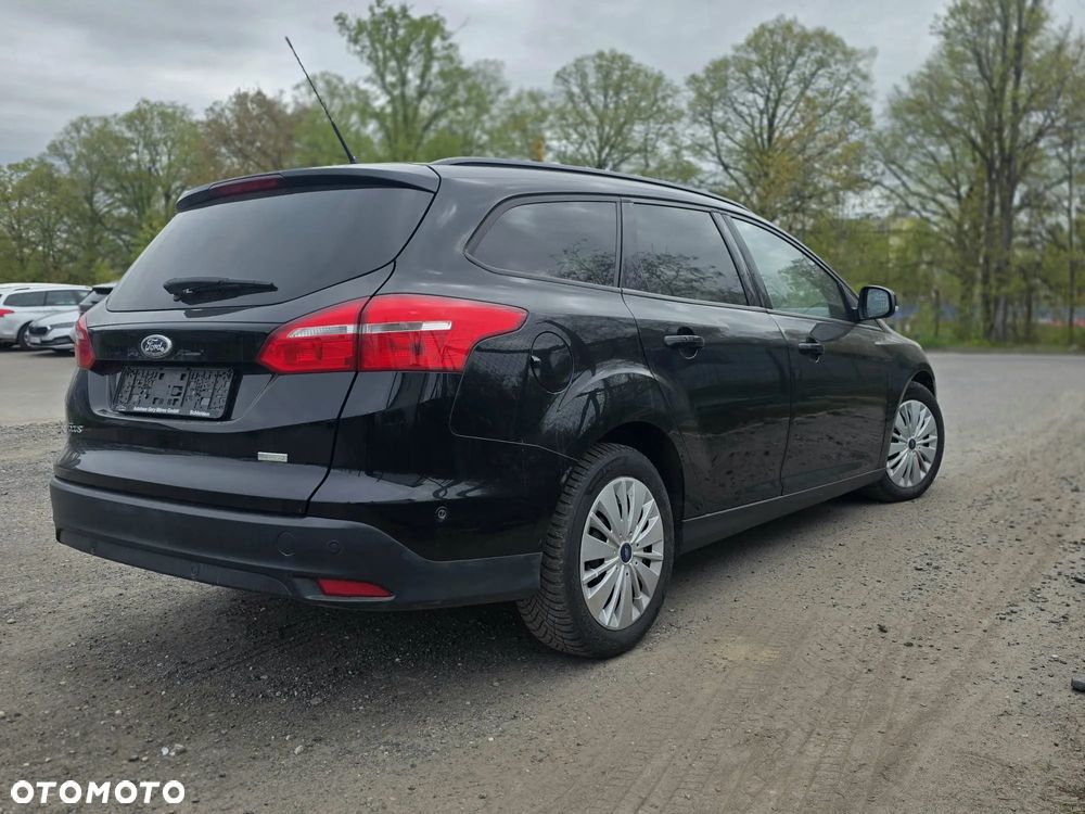 Ford Focus - 11