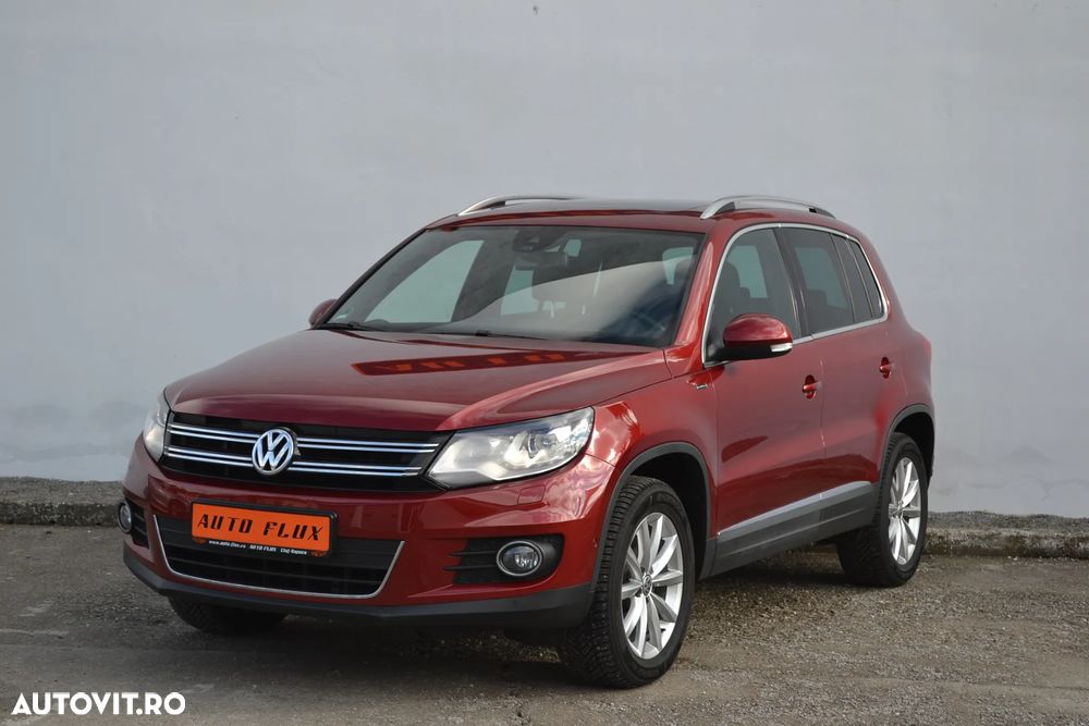 Volkswagen Tiguan - 1