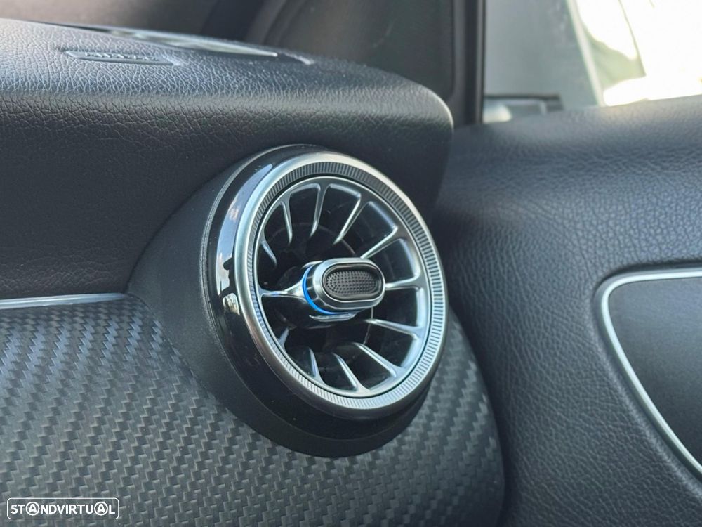 Mercedes-Benz A 180 d AMG Line - 51