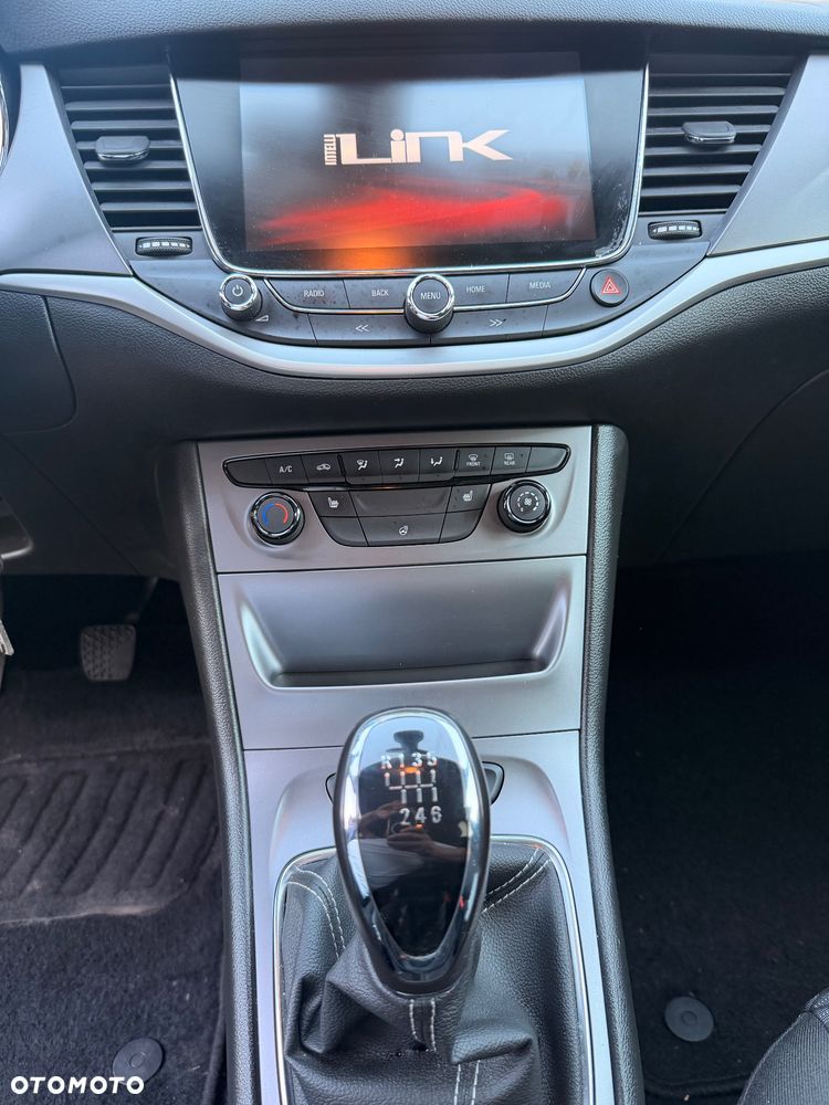 Opel Astra 1.4 Turbo Active - 22
