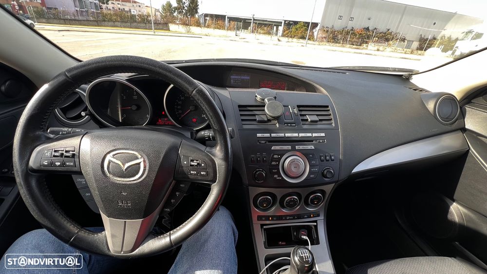 Mazda 3 Hatchback MZ-CD 1.6 Exclusive - 7