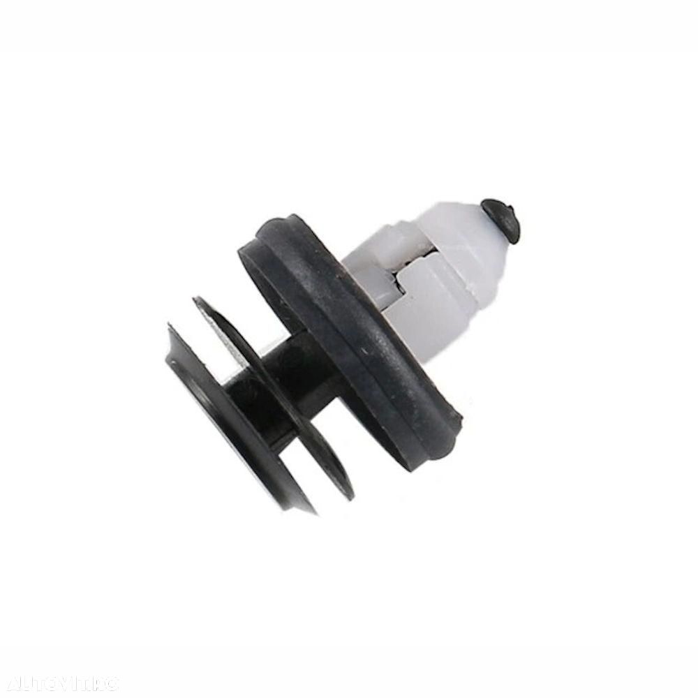 Clema, agrafa fixare ornamente Bmw Seria 5 (G30/G31), 05.2017-; Bmw 6 Gt (G32), 12.2017-; Bmw X3 (G01), 06.2017-; Bmw X4 (G02), 03.2018-, Aftermarket - 1