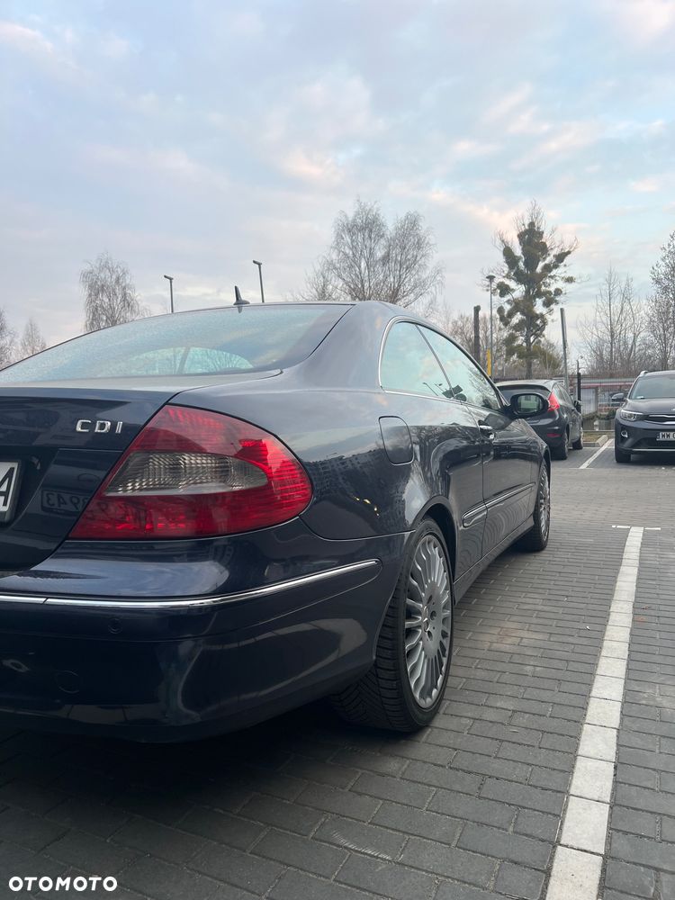 Mercedes-Benz CLK 320 CDI 7G-TRONIC Avantgarde Sport Edition - 4