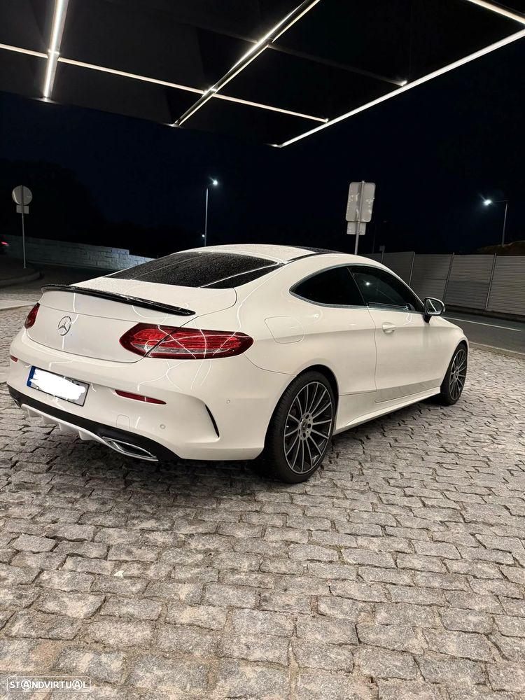 Mercedes-Benz C 220 d Coupe 9G-TRONIC AMG Line - 4