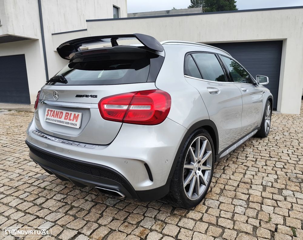 Mercedes-Benz GLA 45 AMG 4-Matic - 3