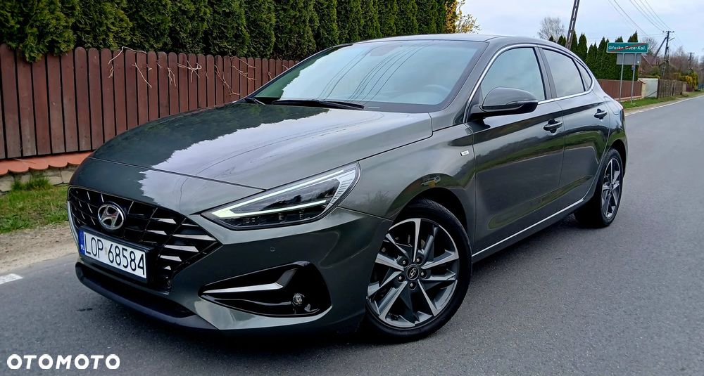 Hyundai i30 1.5 T-GDI 48V-Hybrid Intro - 11