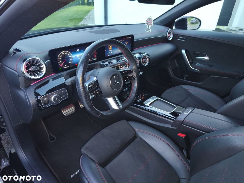 Mercedes-Benz CLA 200 mHEV AMG Line 7G-DCT - 12