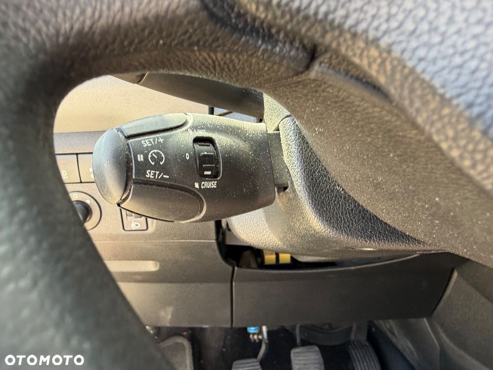 Peugeot Partner BlueHDi 120 Stop&Start Allure - 21