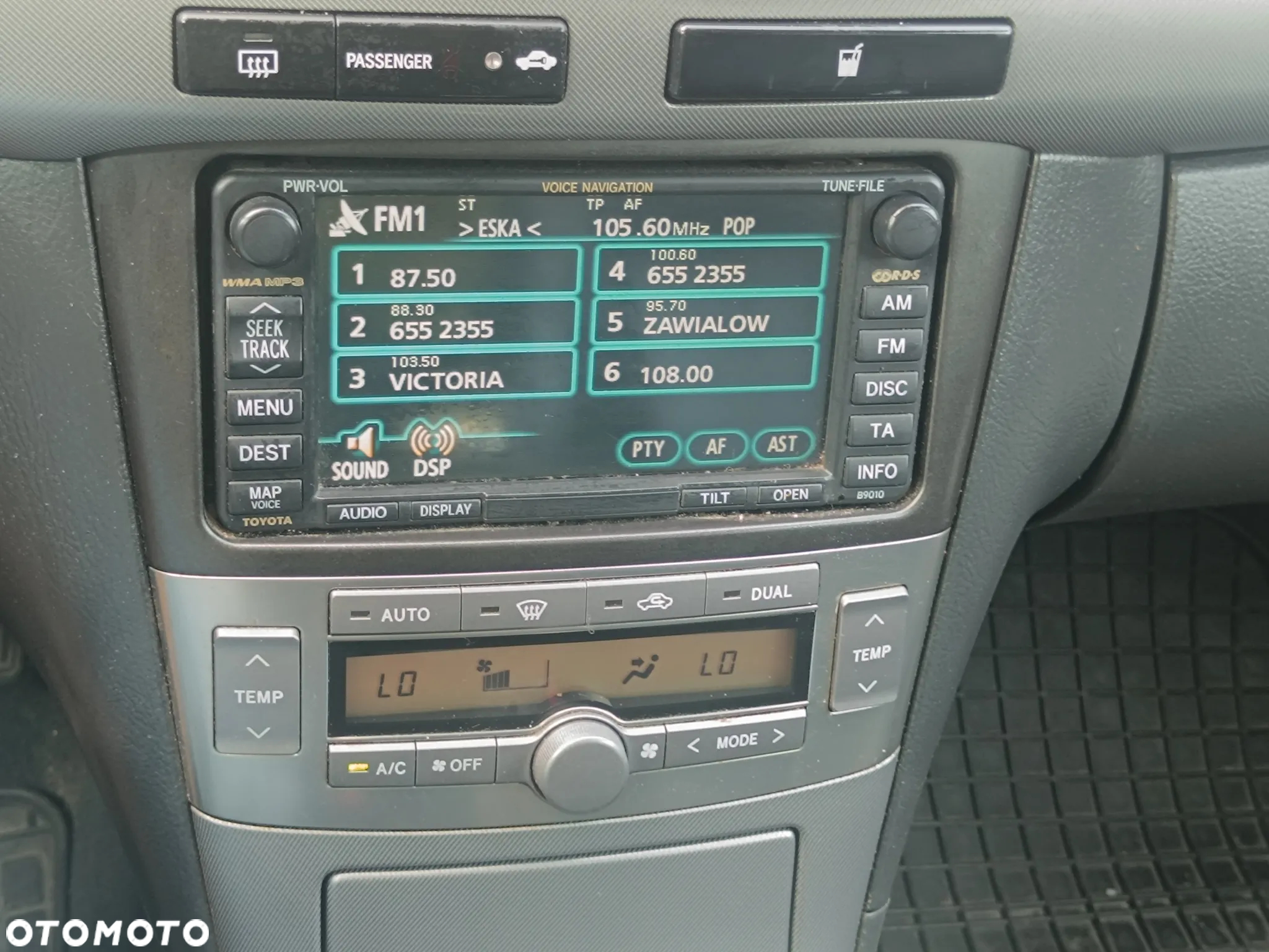 Toyota Avensis 2.0 D-4D Sol+NAVI - 22