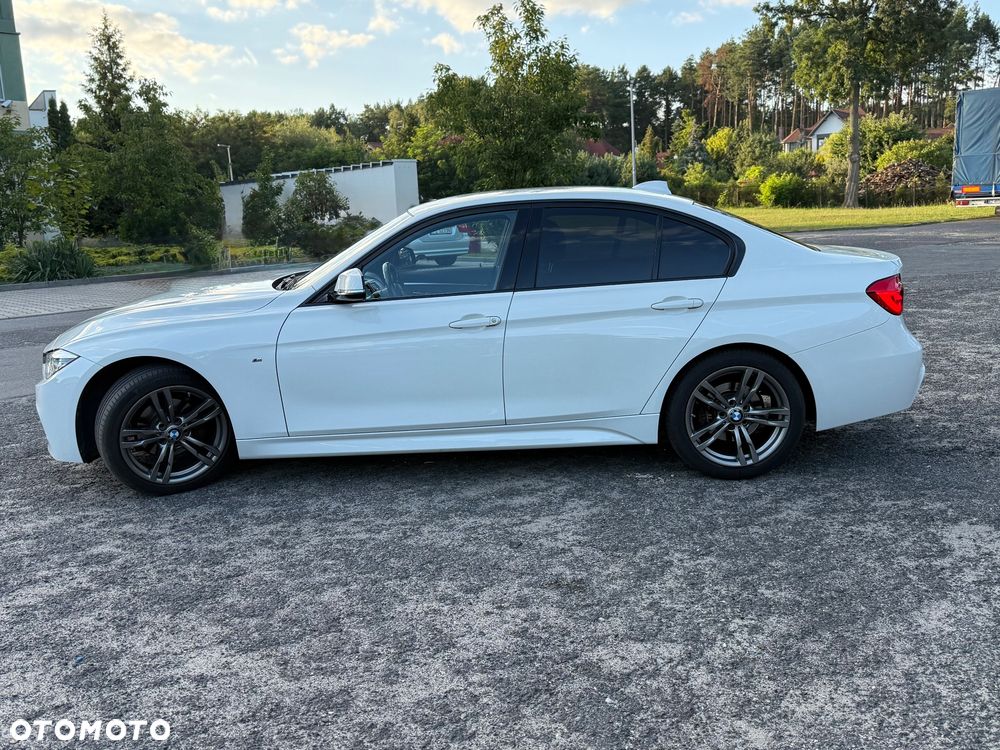 BMW Seria 3 318i M Sport - 3