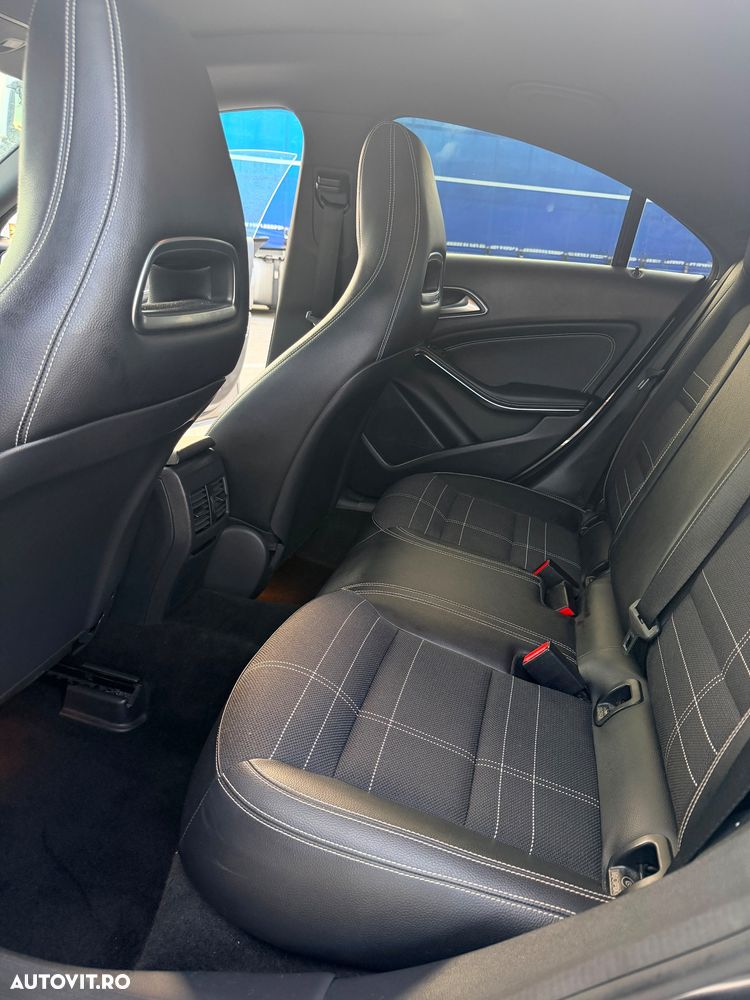 Mercedes-Benz CLA 220 - 9