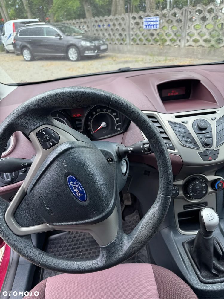 Ford Fiesta 1.25 Ambiente - 9