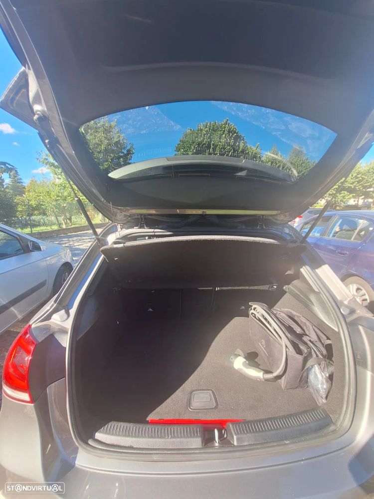 Mercedes-Benz A 250 e Progressive - 15