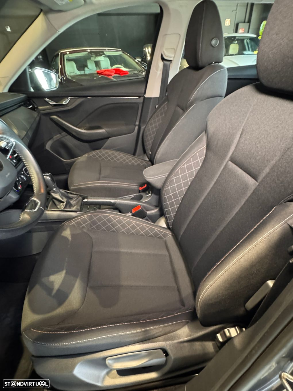 Skoda Kamiq 1.0 TSI DSG - 29