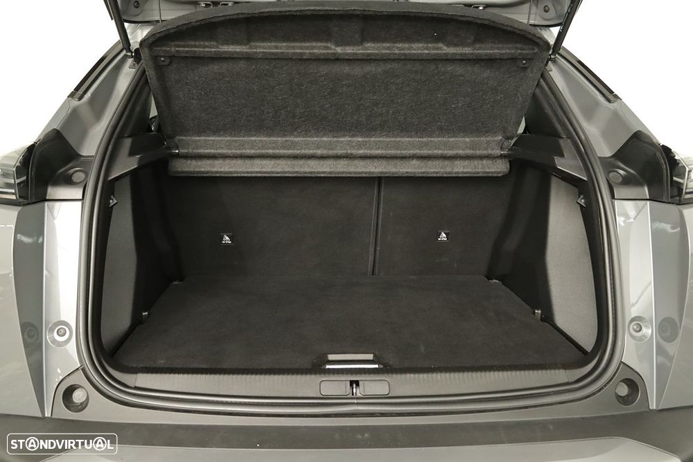Peugeot 2008 1.2 PureTech Allure - 23