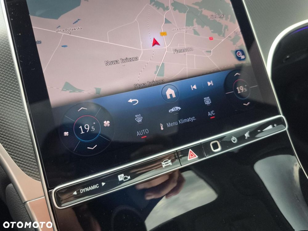 Mercedes-Benz GLC - 18