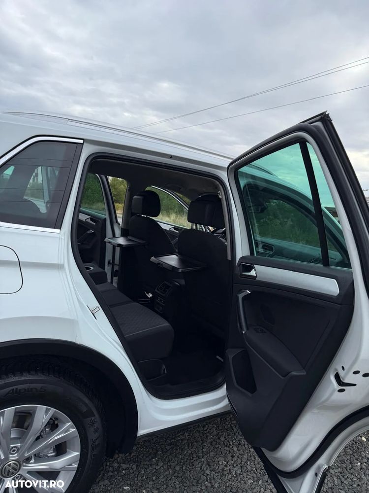 Volkswagen Tiguan - 9