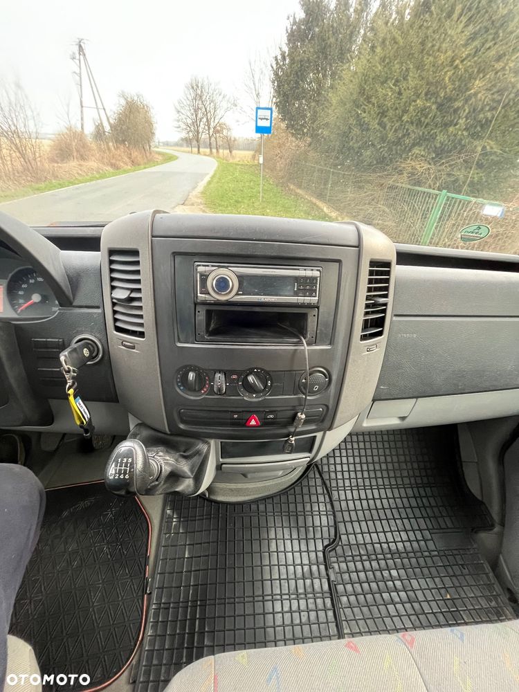 Volkswagen Crafter - 11
