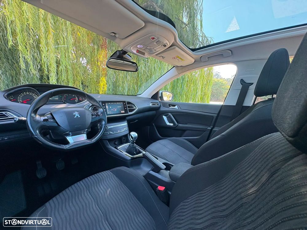Peugeot 308 SW 1.6 BlueHDi Allure - 24