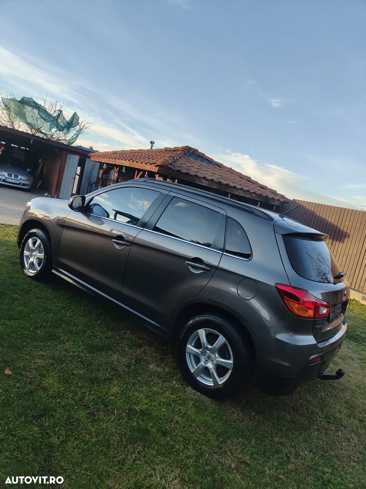 Mitsubishi ASX 1.8 DI-D 4WD Instyle - 2