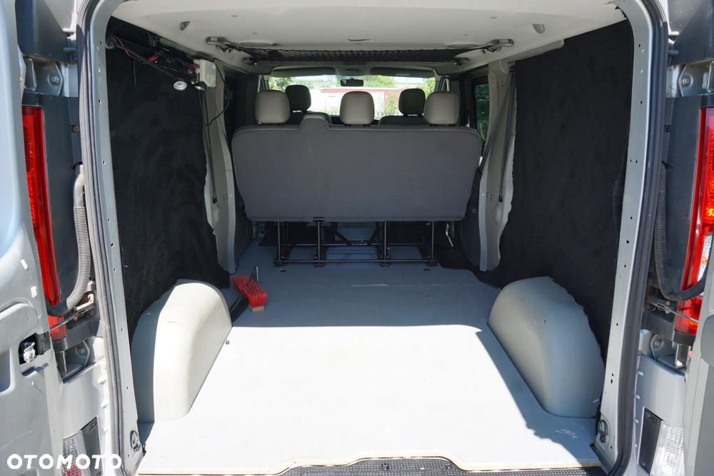 Nissan PRIMASTAR LONG - 26