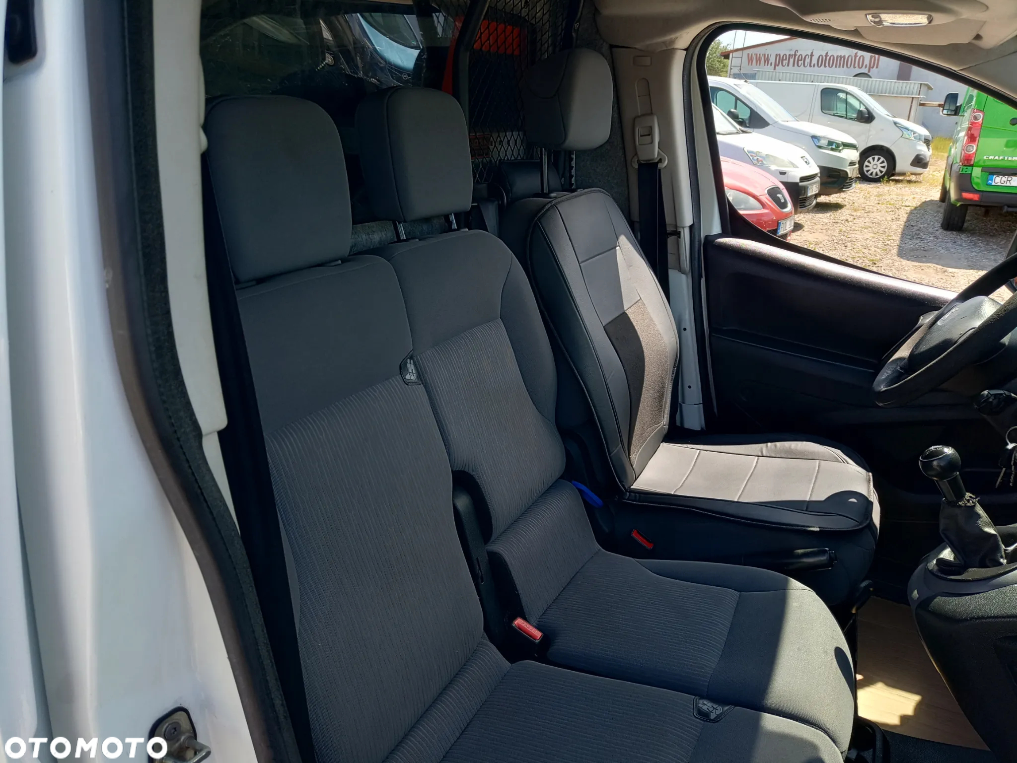 Peugeot Partner - 12