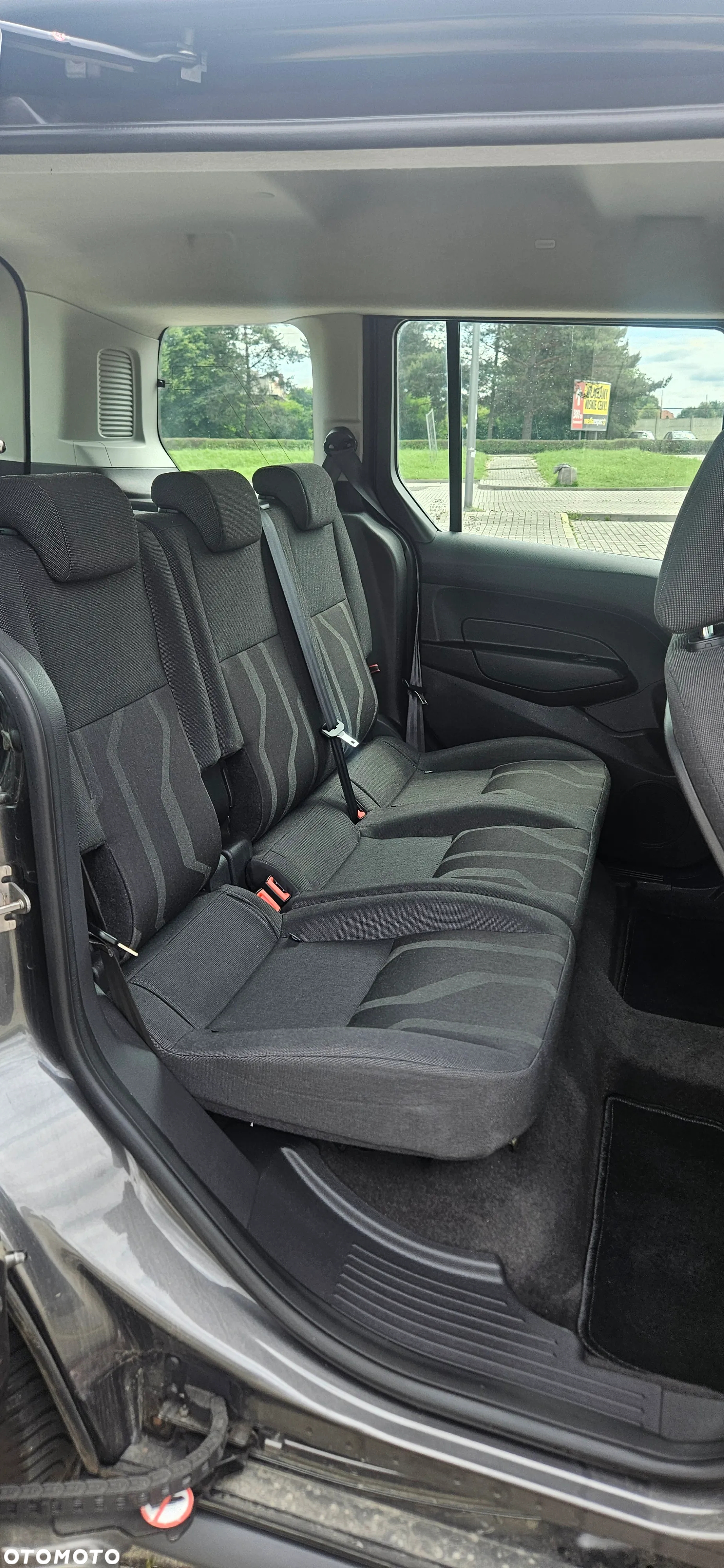 Ford Tourneo Connect 1.0 EcoBoost Start-Stop Ambiente - 10