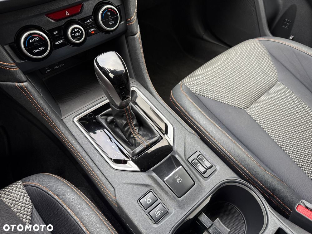 Subaru XV 1.6 i Active Lineartronic - 19