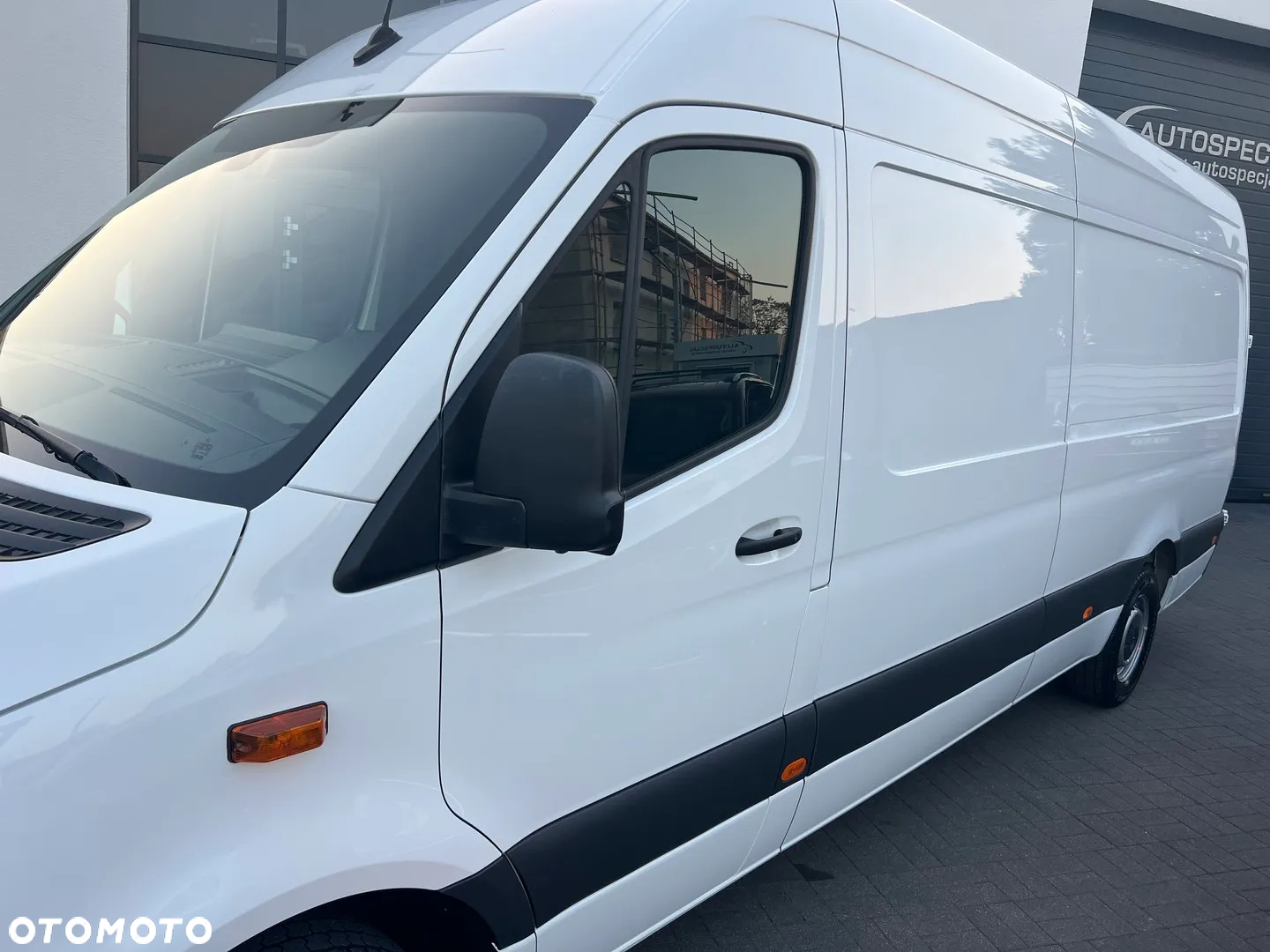 Mercedes-Benz Sprinter - 6