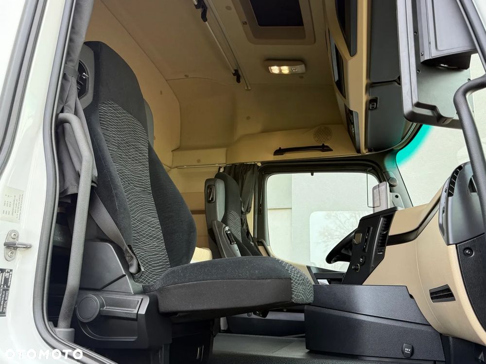 Mercedes-Benz Actros 1848 MP5 - 16
