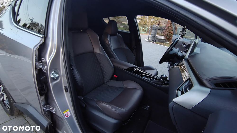 Toyota C-HR 1.8 Hybrid Executive - 27