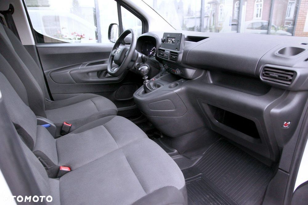 Toyota Proace City - 9