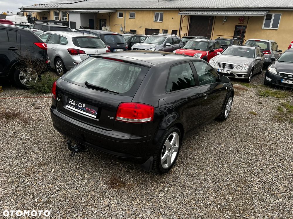 Audi A3 3-drzwiowe - 4
