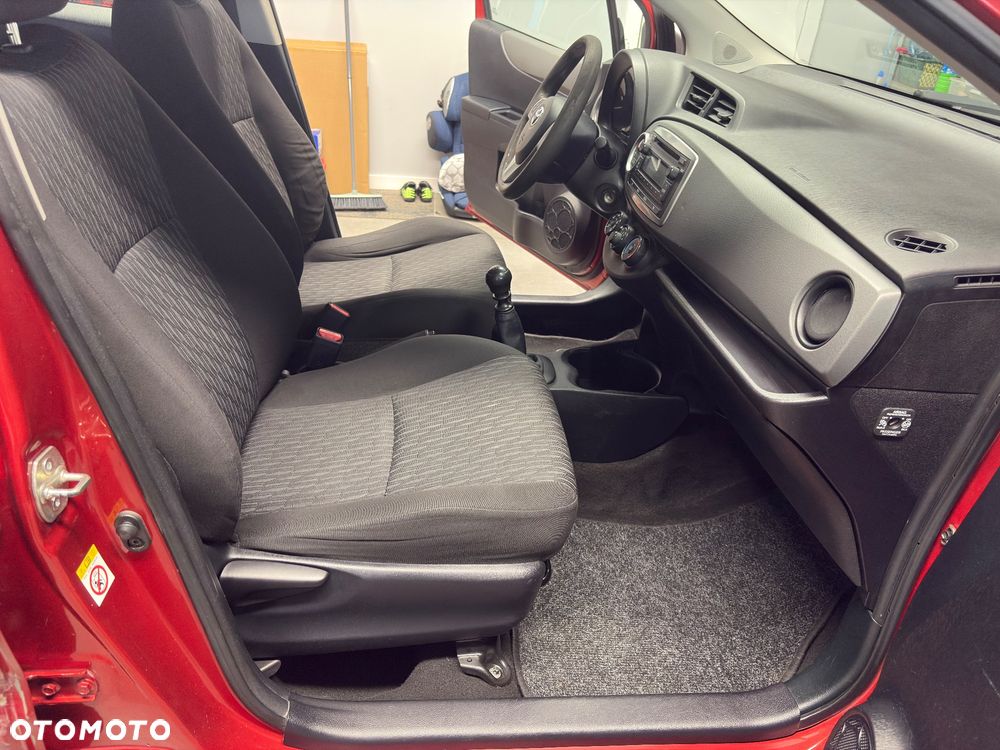 Toyota Yaris 1.33 VVT-i Comfort - 13