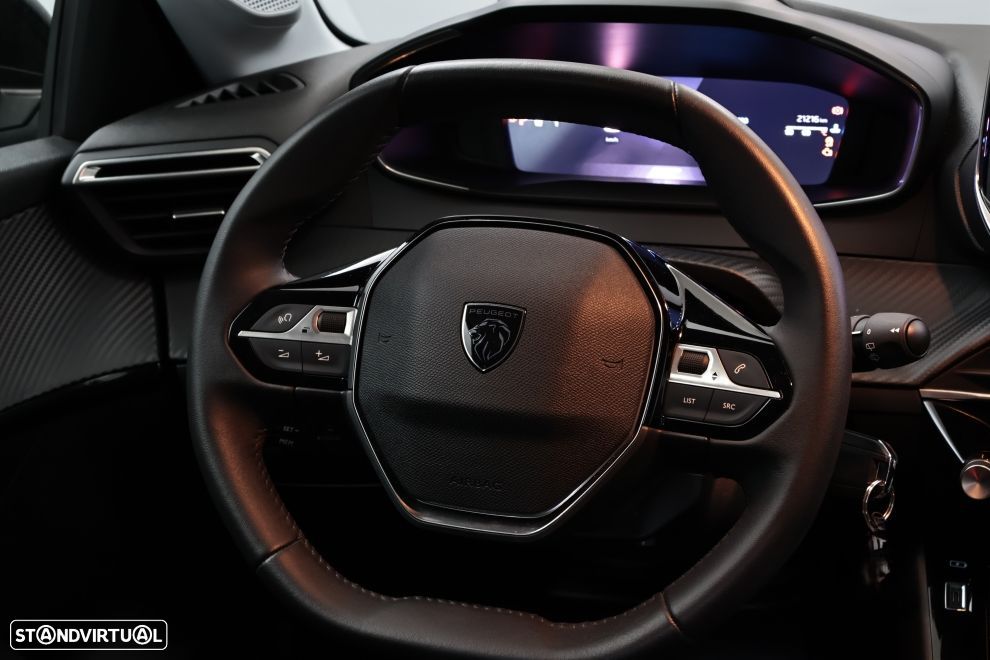 Peugeot 208 1.2 PureTech Allure - 16