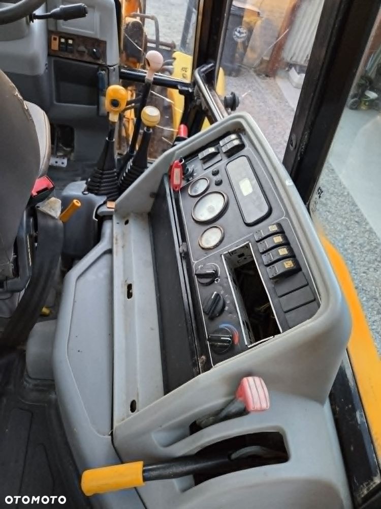 JCB 3CX - 15