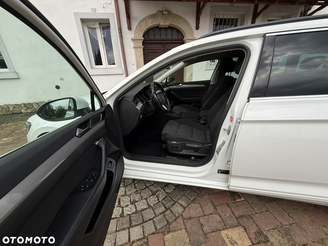 Volkswagen Passat 2.0 TDI EVO Business DSG - 28