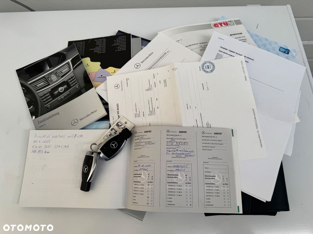 Mercedes-Benz Klasa E 200 CGI BlueEffICIENCY Avantgarde - 39