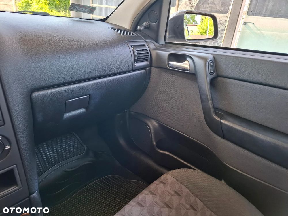 Opel Astra - 20
