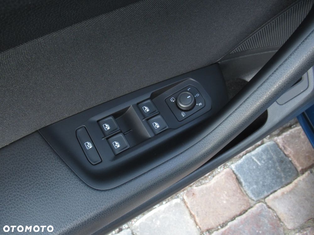 Volkswagen Passat 2.0 TDI EVO Business DSG - 38