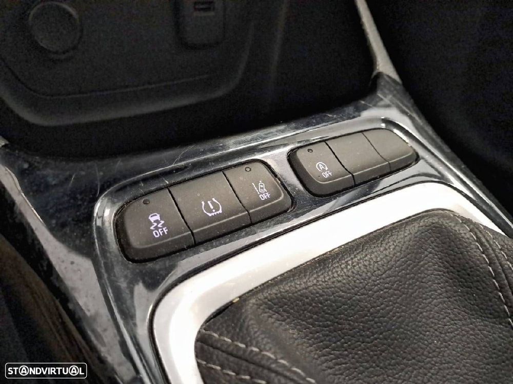 Opel Crossland X - 21