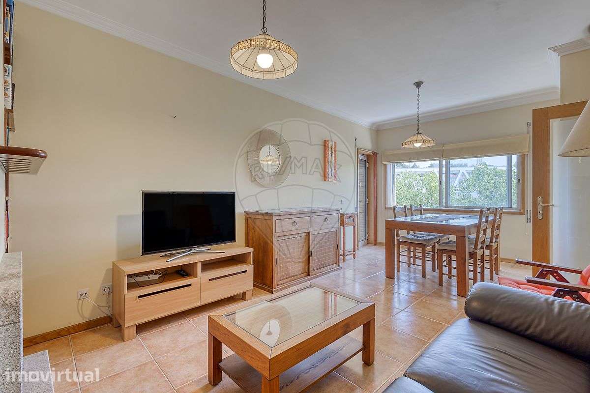 Apartamento T1 para arrendamento - Grande imagem: 2/17