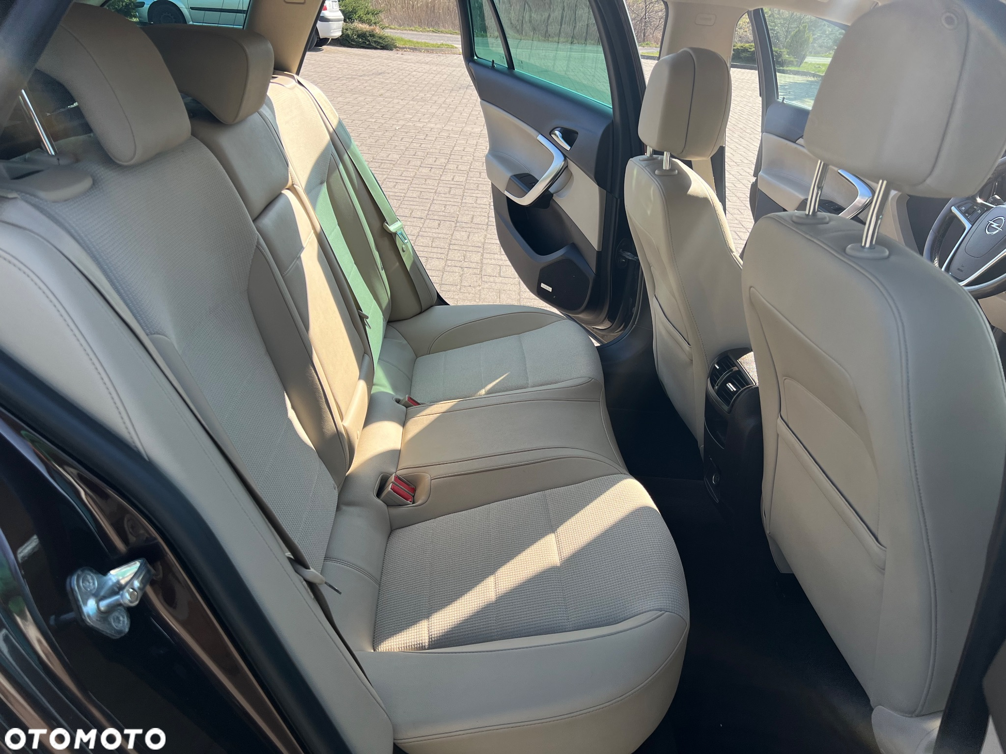 Opel Insignia 2.0 CDTI Edition - 11