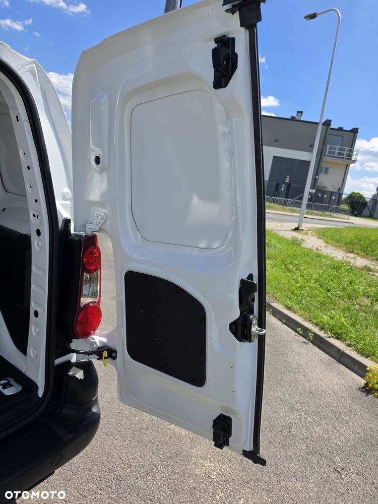 Citroën BERLINGO - 19