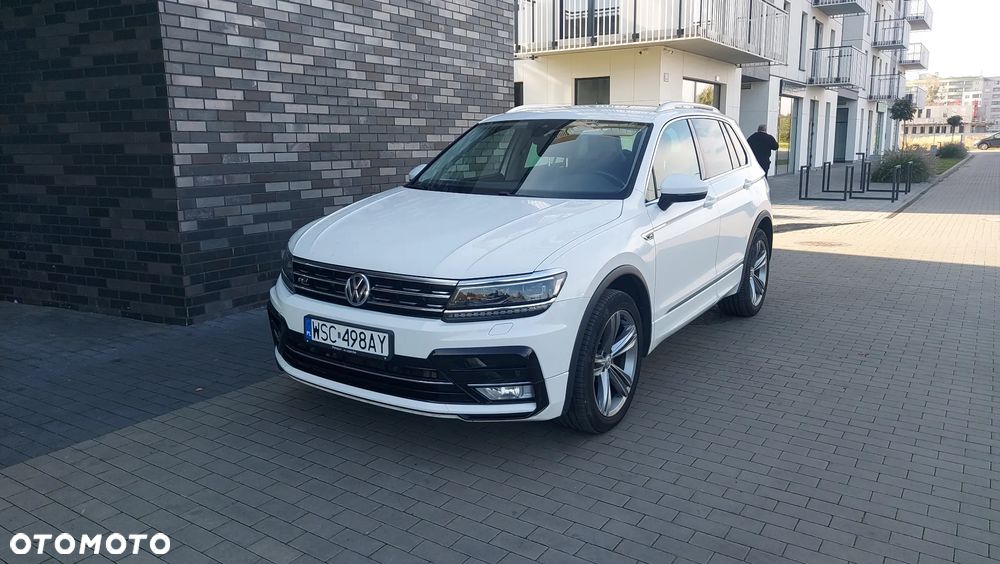 Volkswagen Tiguan - 1