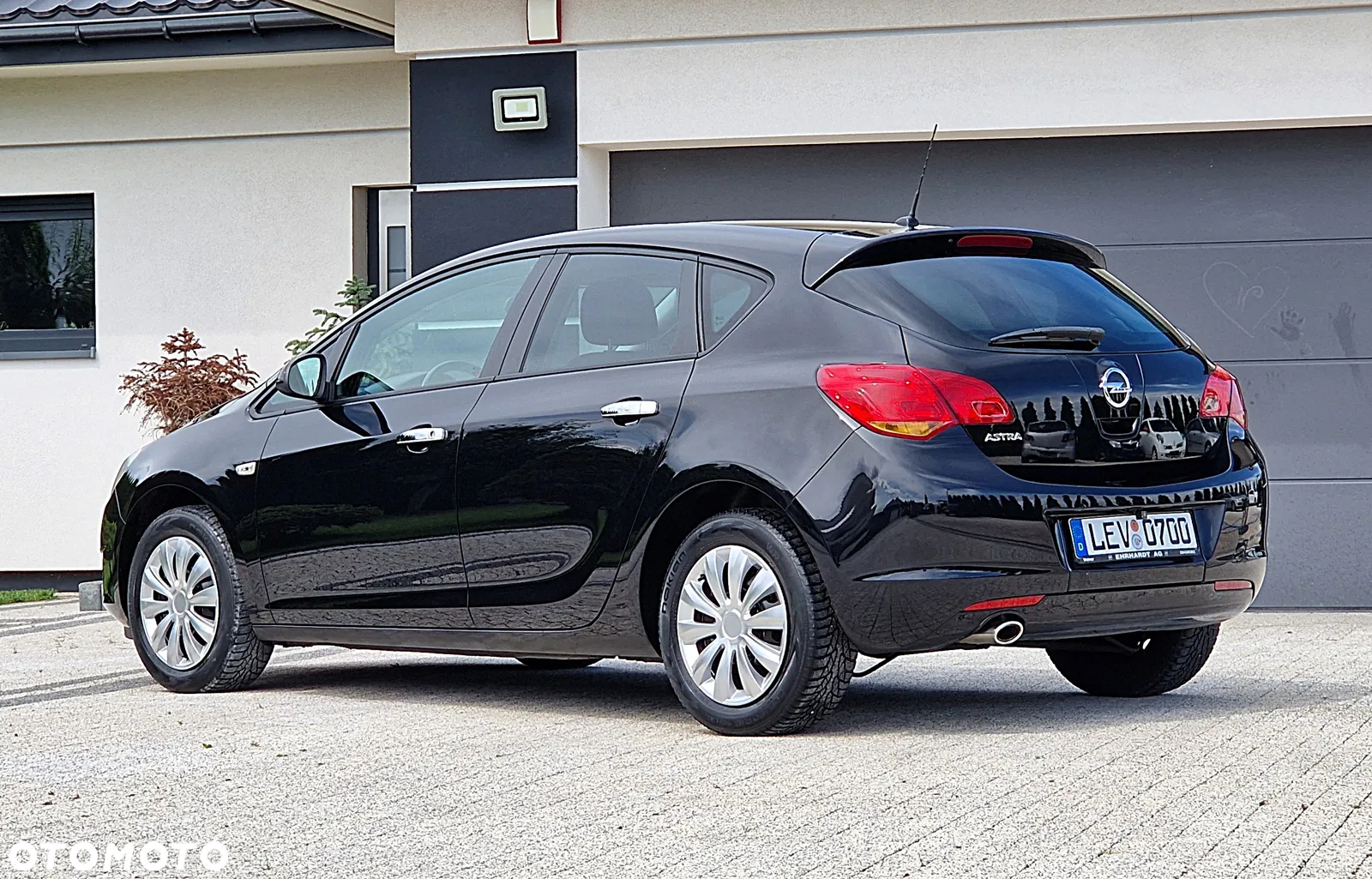 Opel Astra 1.4 Turbo Color Edition - 2
