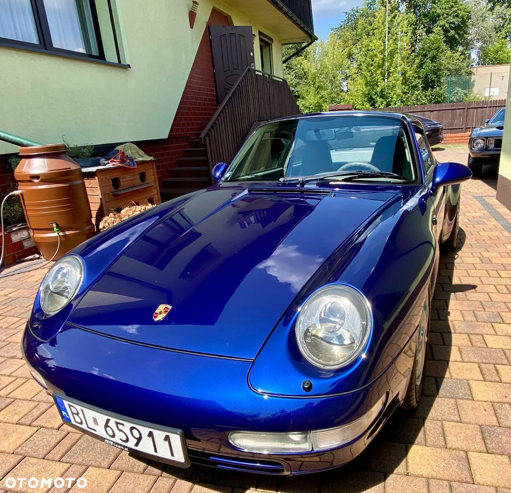 Porsche 911 Carrera - 31